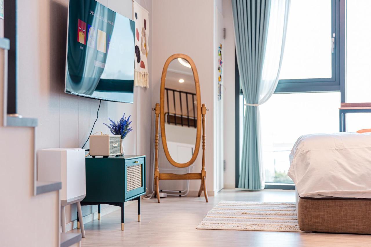 Ocean Marina Suite View Йосу Экстерьер фото